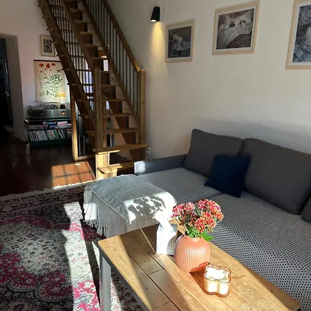 V Zltom Dome Δωμάτια σε οικογενειακή κατοικία *